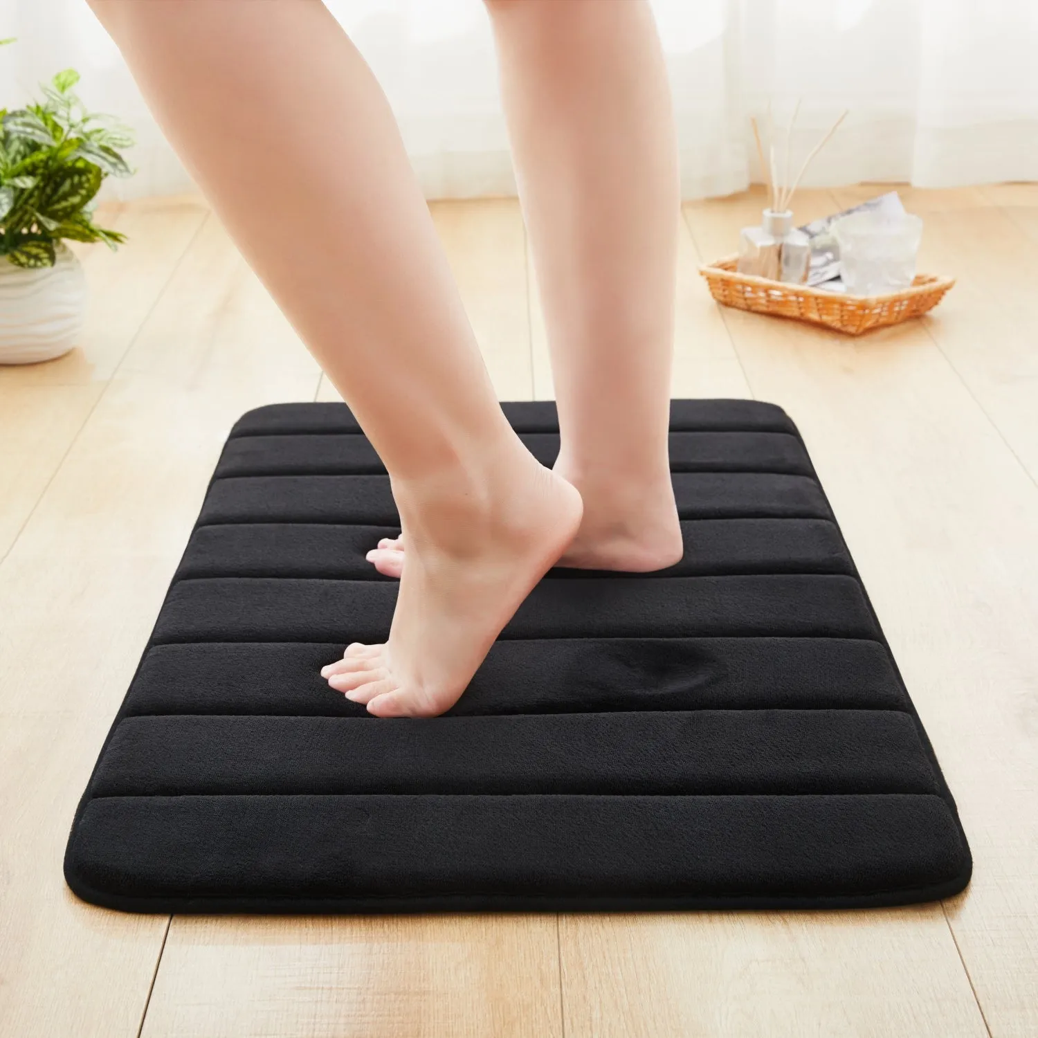 Memory Foam Bath Mat Ultra Absorbent Non-Slip Black
